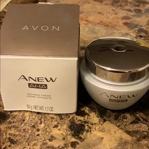 Avon refining cream